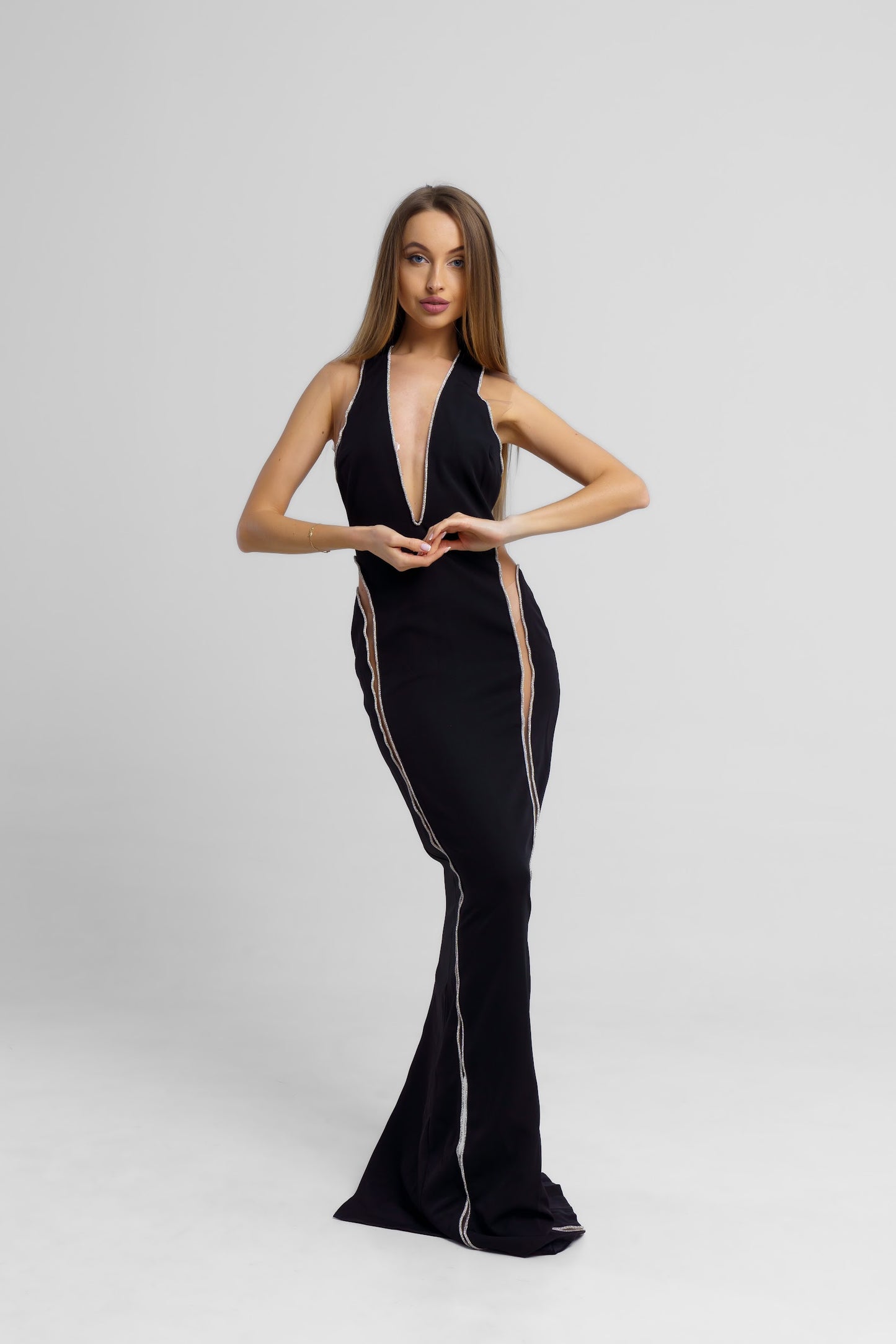 VELVET NOIR